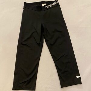 NIKE PRO Dri-Fit Women’s Crop Leggings, Size XS